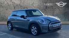 MINI Hatchback 1.5 Cooper Classic 3dr Petrol Hatchback